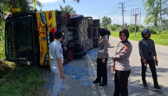 Bus Sempati Star di Aceh Timur Terbalik, Sopir Kabur Diminta Serahkan Diri
