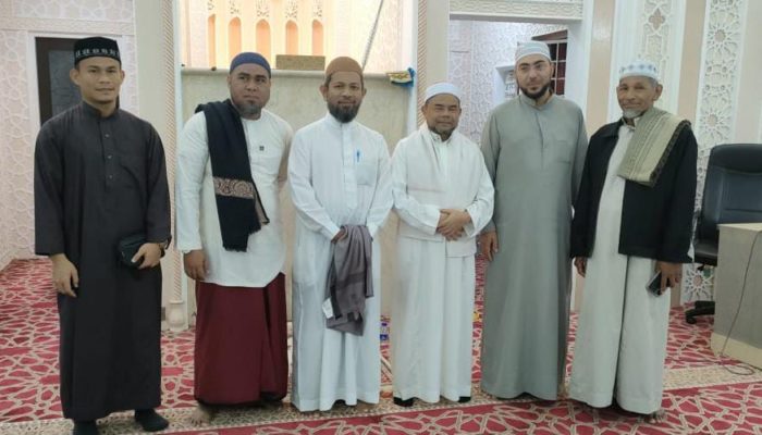 Mahasiswa Asal Simeulue Jadi Imam Tarawih di Kelanten Malaysia