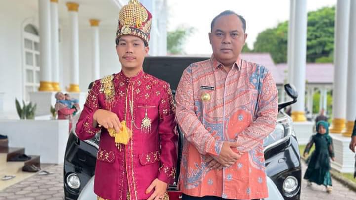 Mobil Dinas Bupati Simeulue Siap Dipakai Warga Antar Pengantin