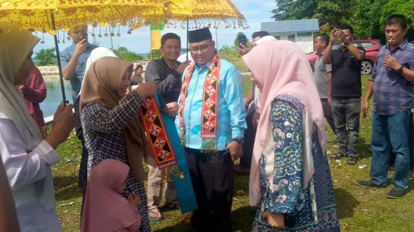 Erly Hasim dan Nurhayati Gelar Silaturahmi dengan Masyarakat Simeulue Barat