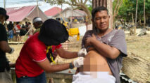 Tim Medis Pemkab Abdya Buka Posko Kesehatan di Tamiang, Banyak Warga Terkena Benda Tajam akibat Banjir