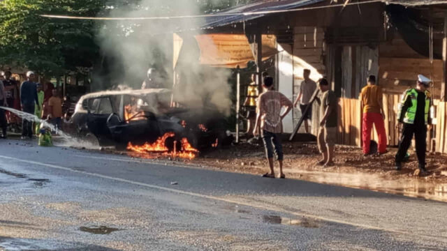 Mobil Langsir BBM Terbakar di Abdya, Pengemudi Alami Luka Bakar